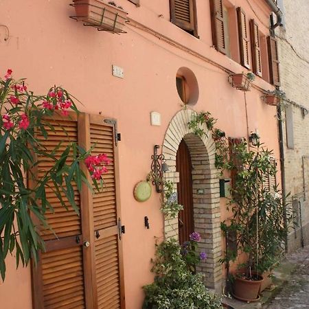 B&B Mamma Ari Fermo Exterior foto