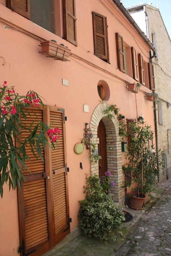 B&B Mamma Ari Fermo Exterior foto